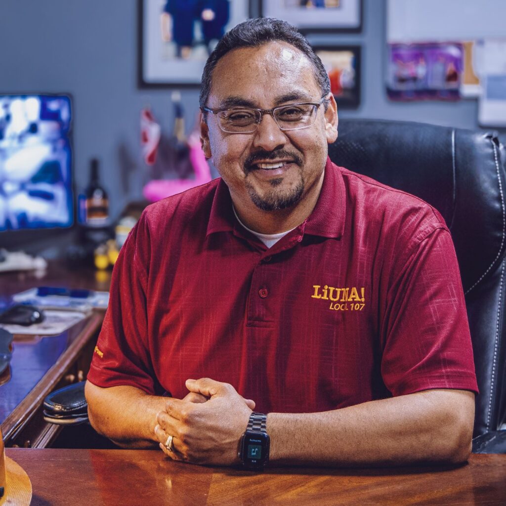 Arturo Business Manager